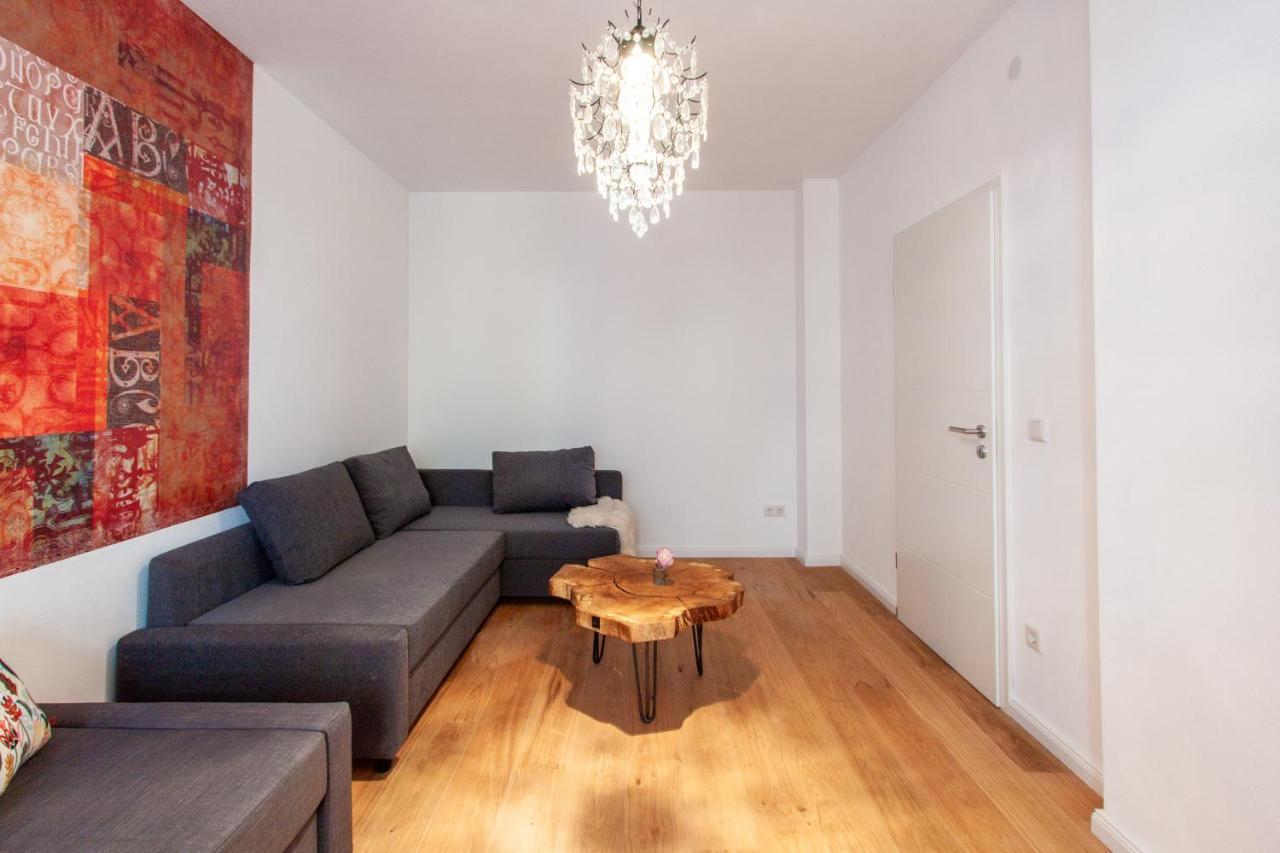 Modern & Spacious Apartment For Up To 8 Persons เวิร์ซบวร์ก ภายนอก รูปภาพ